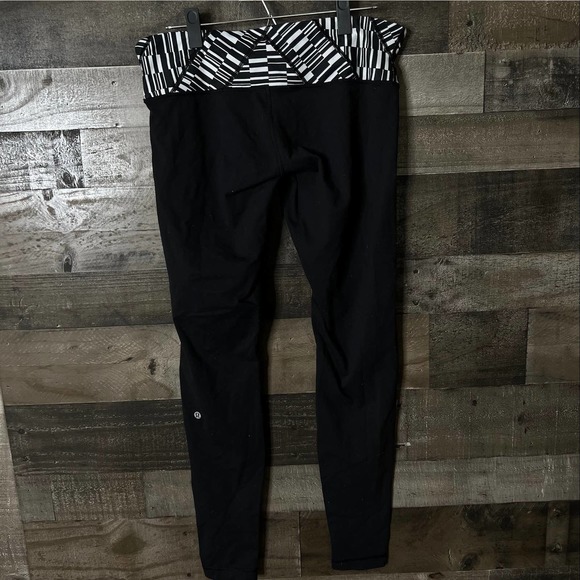 SOLD Lululemon Leggings 12 - Picture 4 of 7